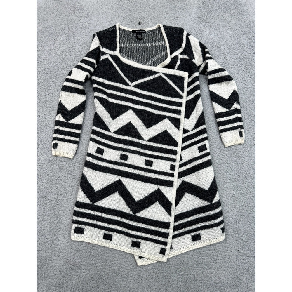 Design History‎ Boho Cardigan Sweater Womens Small Black White Wool Southwestern